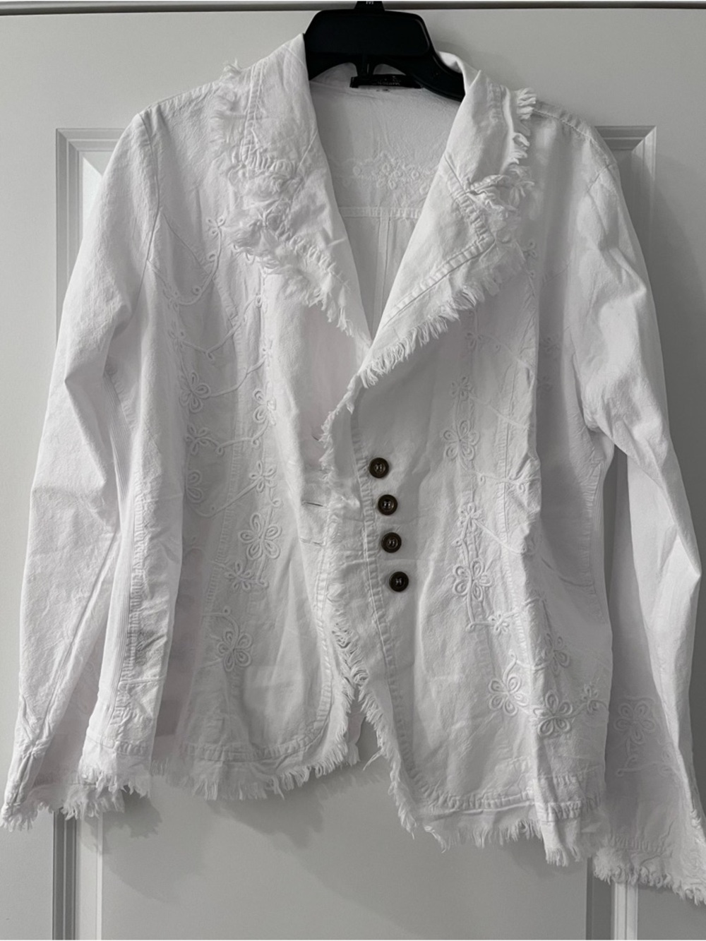 White Frayed Edge Embroidered Cotton Coastal Cowgirl Blazer